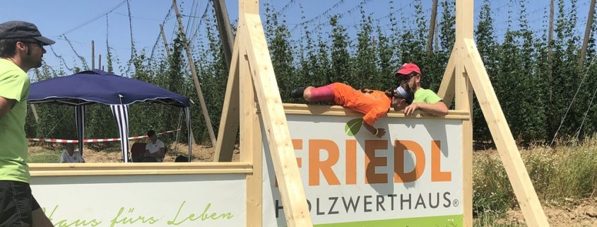 Friedl Holzbau: Kletterwand - Mini-Cross-Lauf
